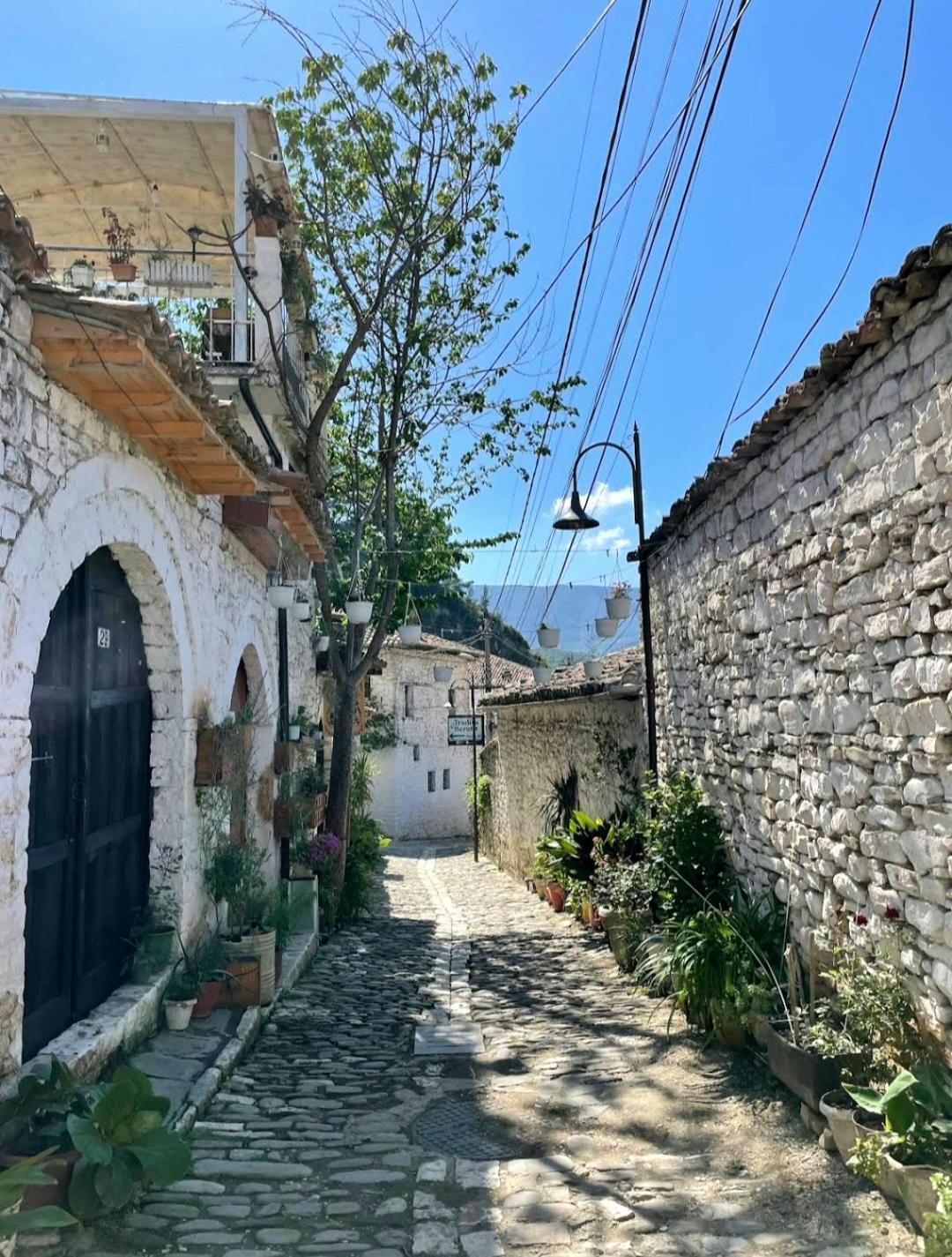 Hotel Gorica - Unesco Quarter Berat Exterior foto